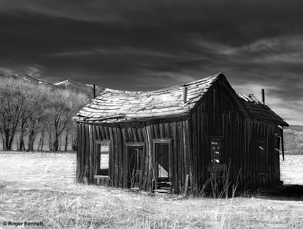image-745957-Old_Barn_Owens_Valley_with_Snow.w640.jpg